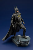 Kotobukiya: The Flash- Batman Statue (Keaton) *Pre-order*