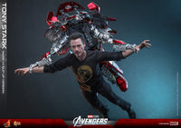 Hot Toys: The Avengers- Tony Stark (Mark VII Suit Up) *Pre-order*